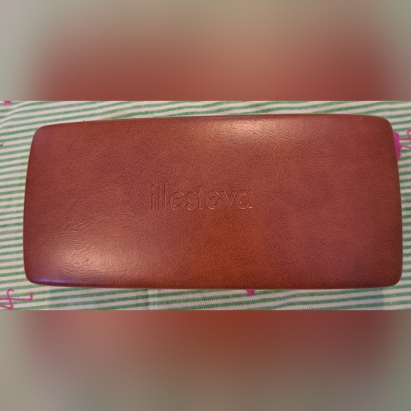 NWOT Unisex Illesteva Large Brown Leather Eyeglasses Sunglass Sunnies Hard Case - Picture 1 of 9